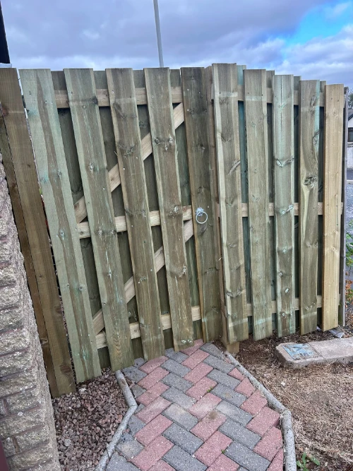 Glashieburn Timber Gate